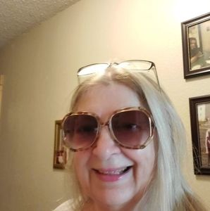 Meet your Posher, Karen